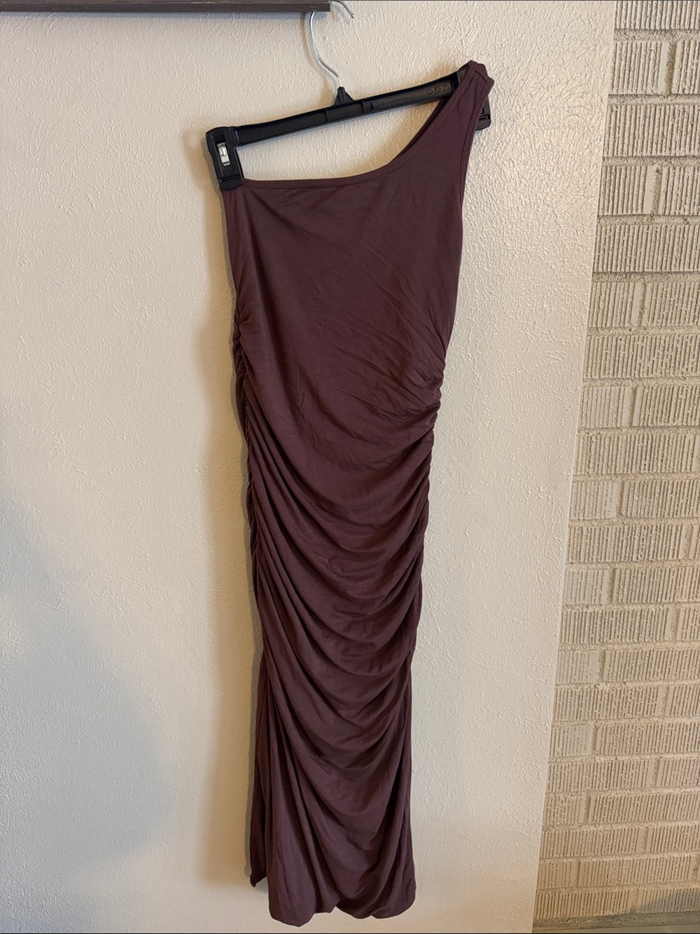 Klassy Network One-Shoulder Ruched Midi Dress in Dark Brown
